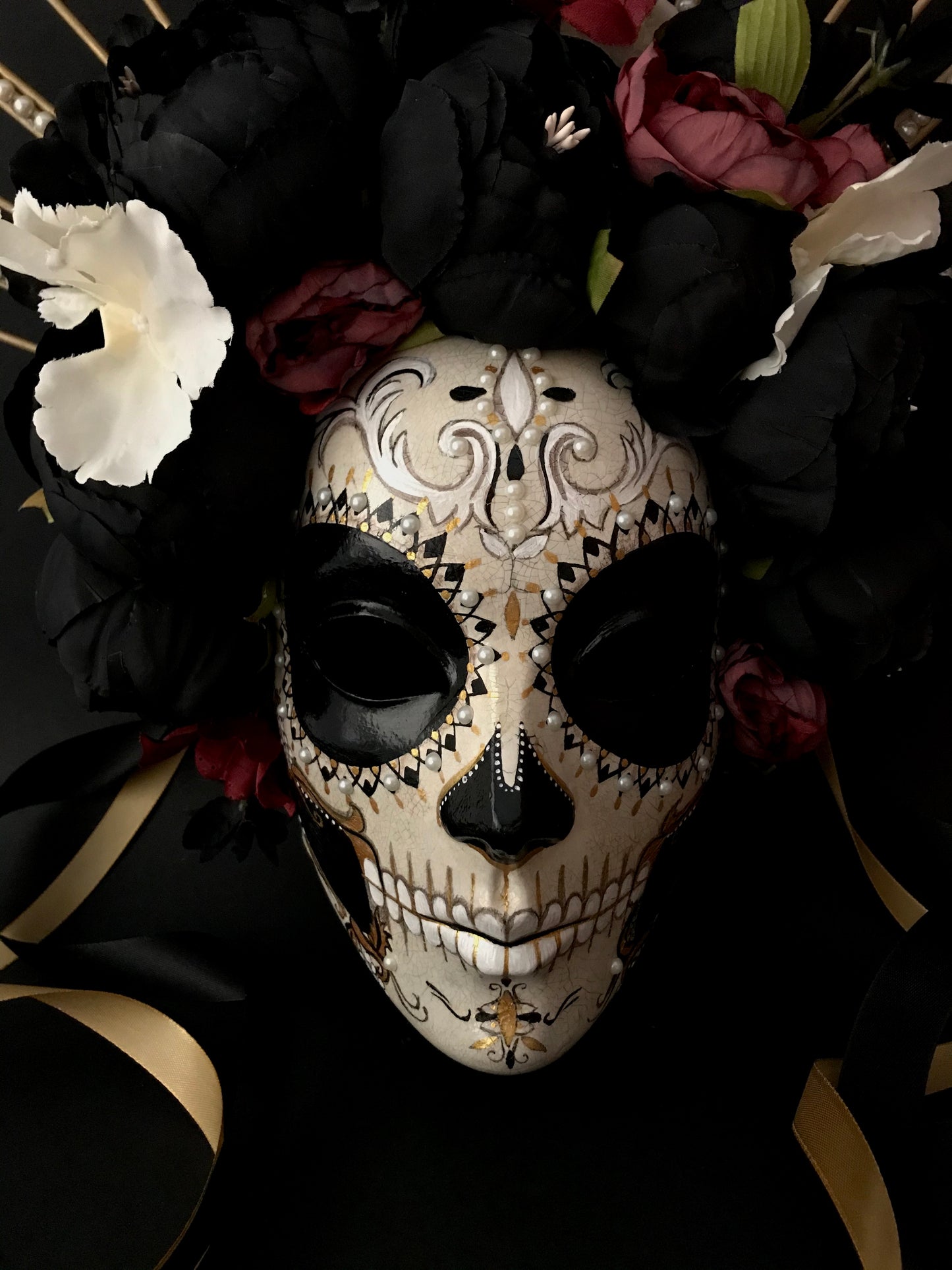Catrina mask with black peonies