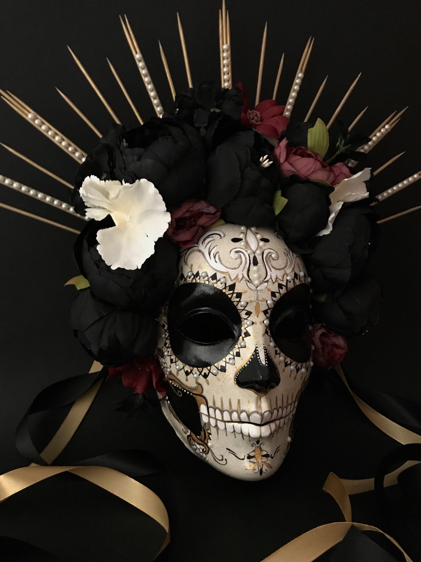 Catrina mask with black peonies