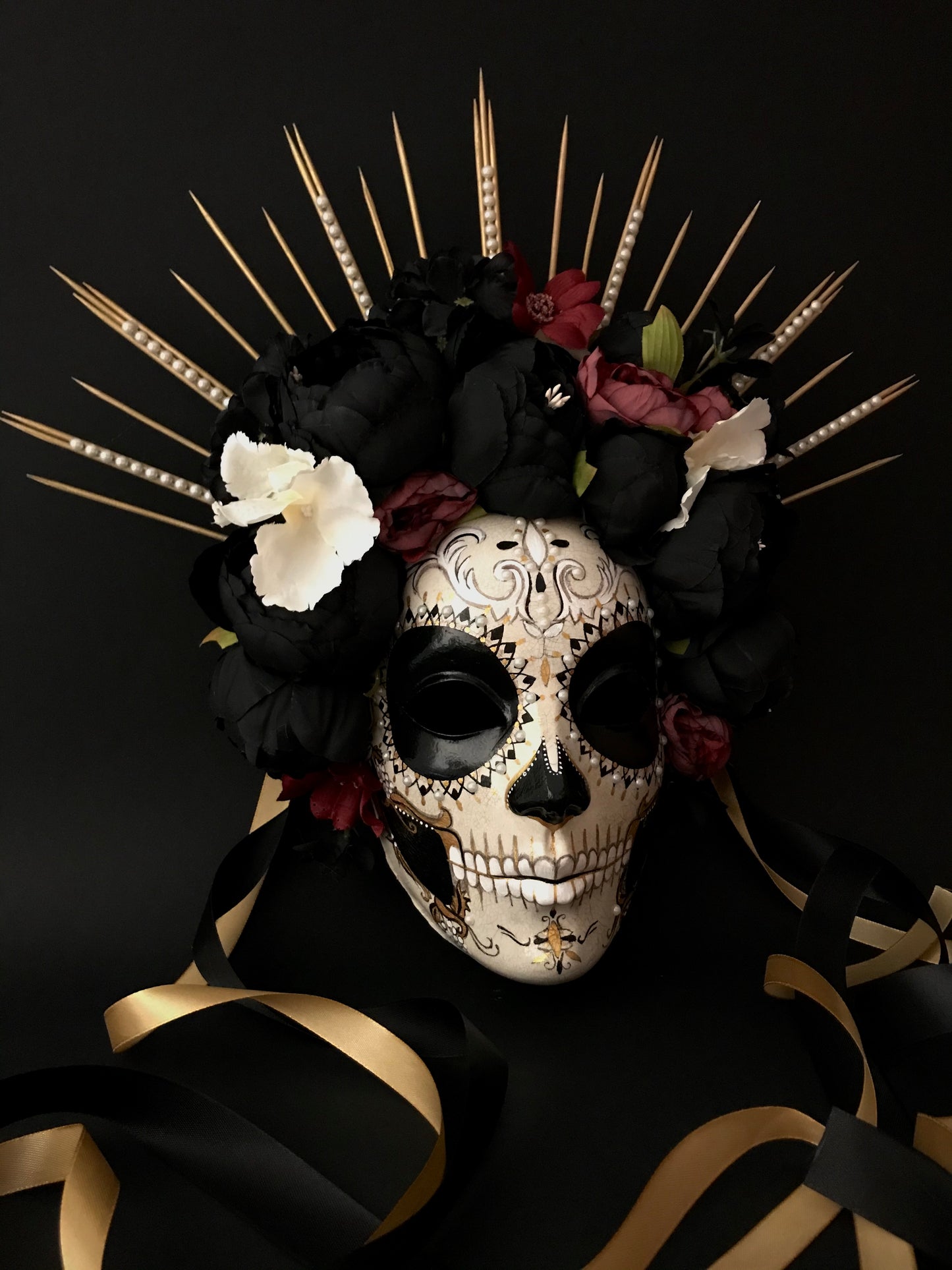 Catrina mask with black peonies