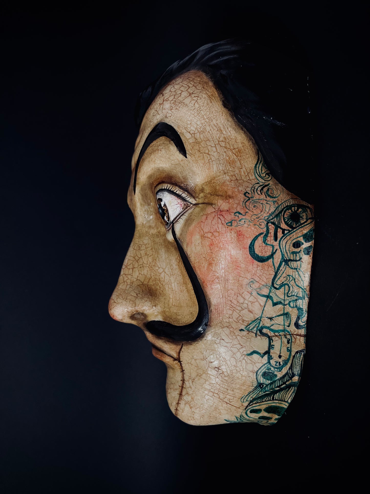Dali mask