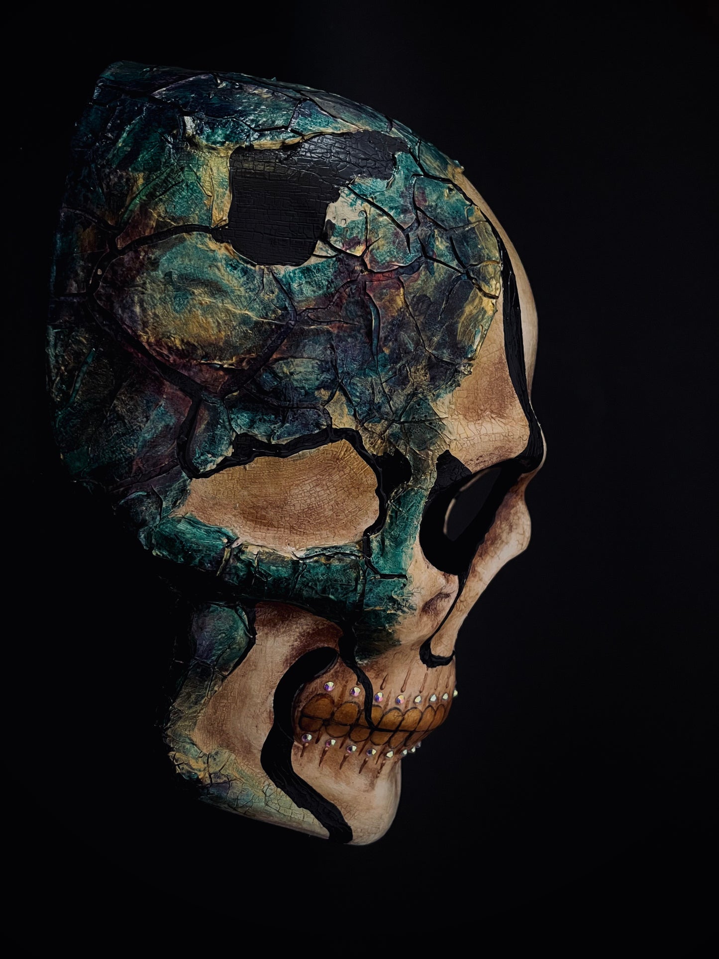 Skull mask.