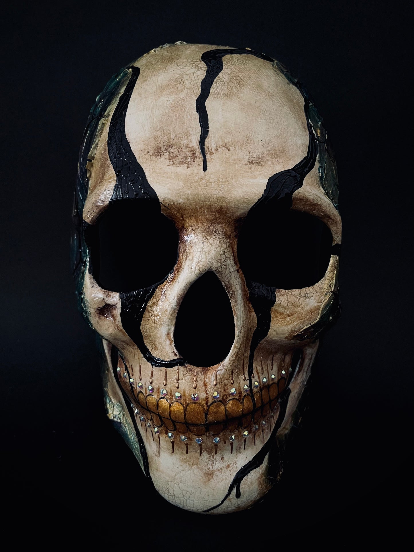 Skull mask.