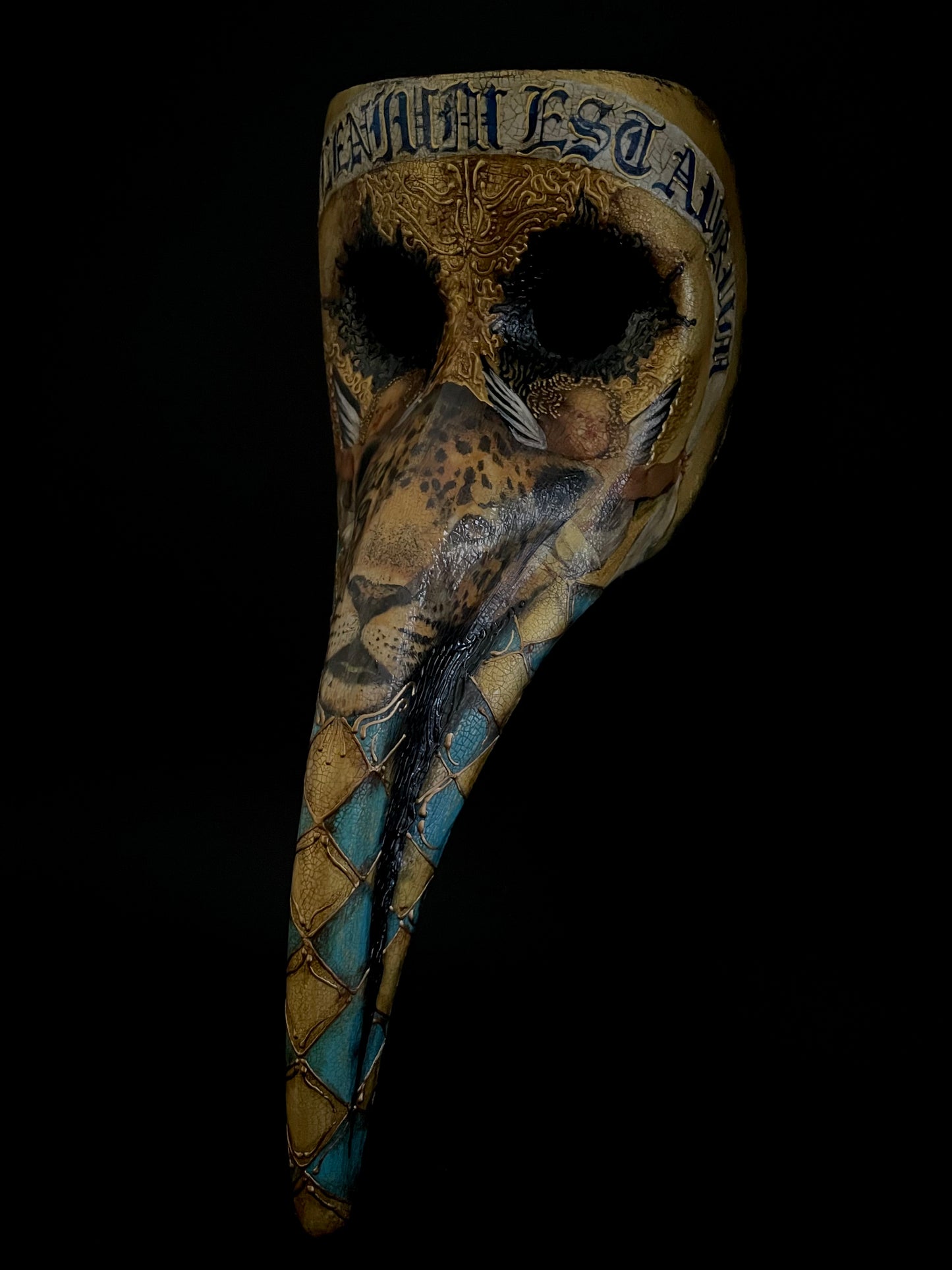 Medico della peste mask. The plague mask. Limited edition mask.