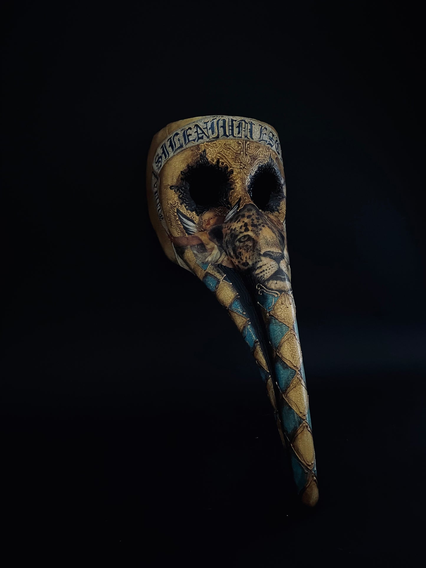 Medico della peste mask. The plague mask. Limited edition mask.