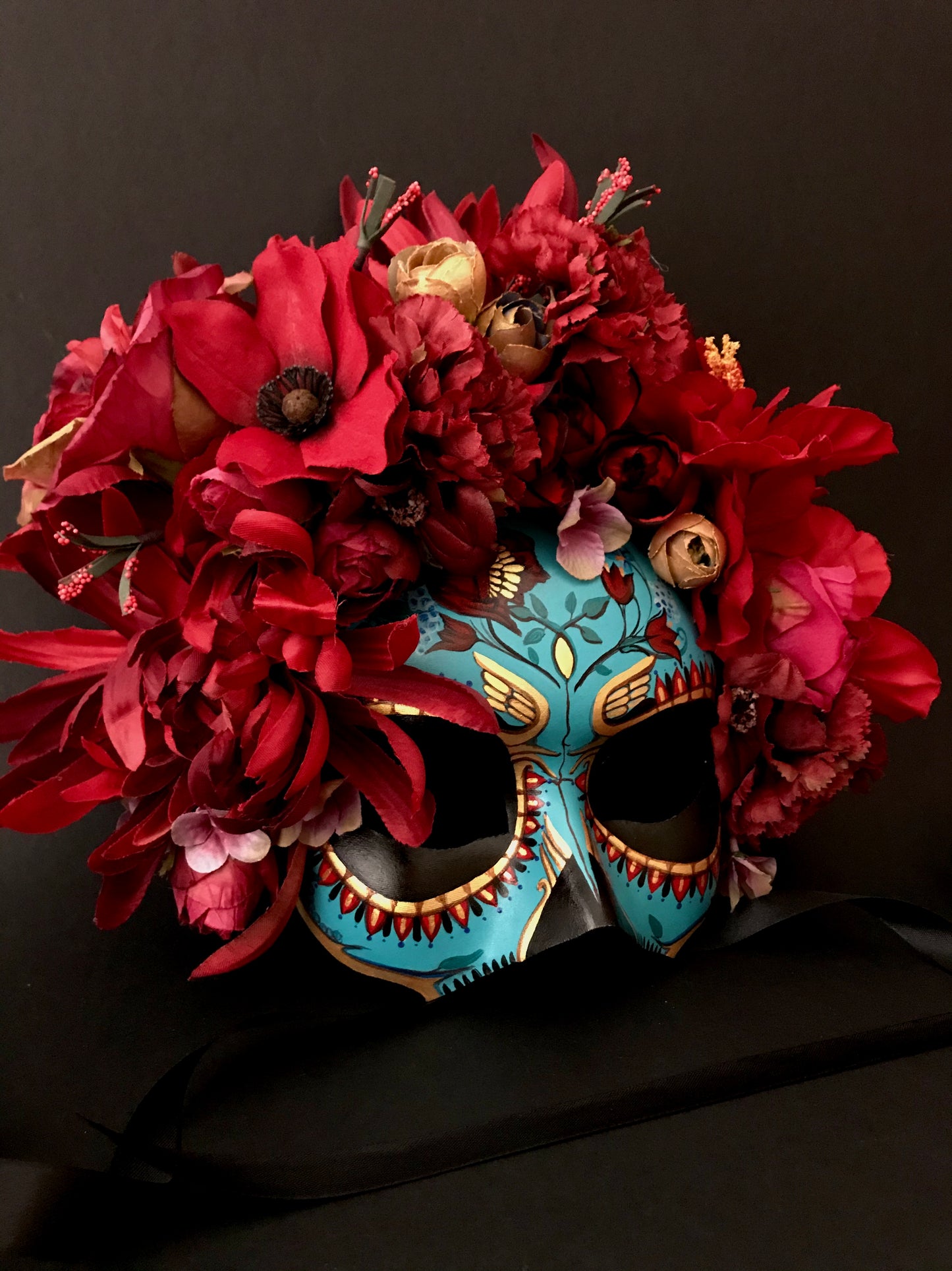 Half face blue Catrina mask