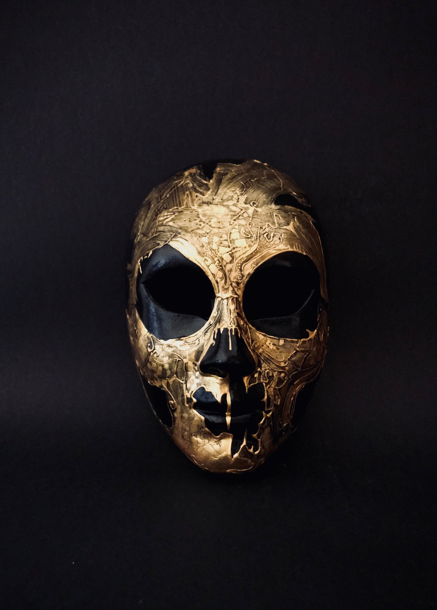 Gold skull mask for women