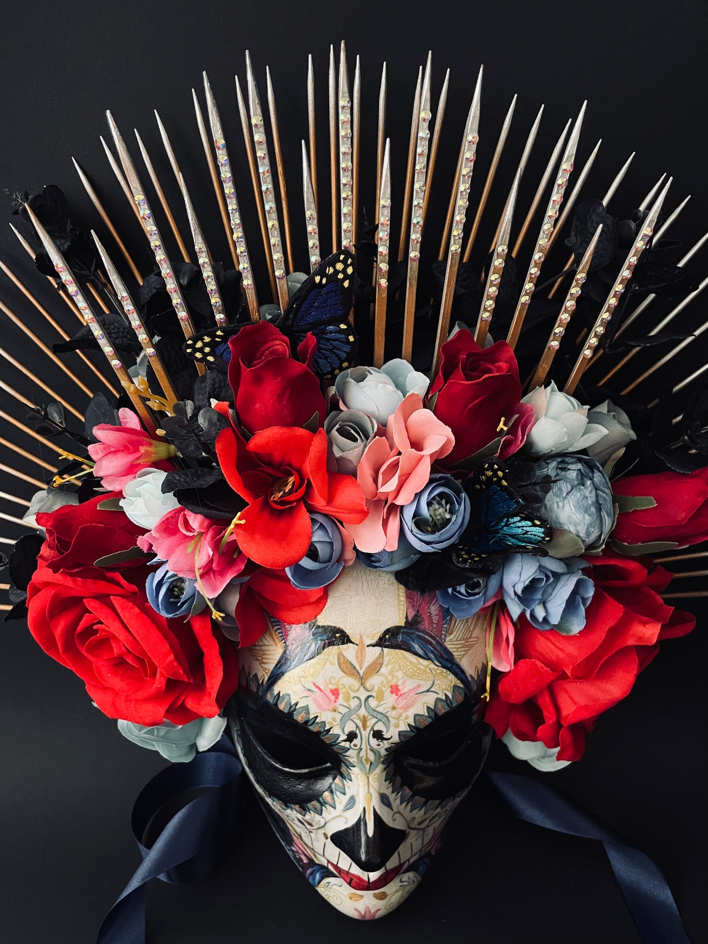 Catrina mask with hummingbirds