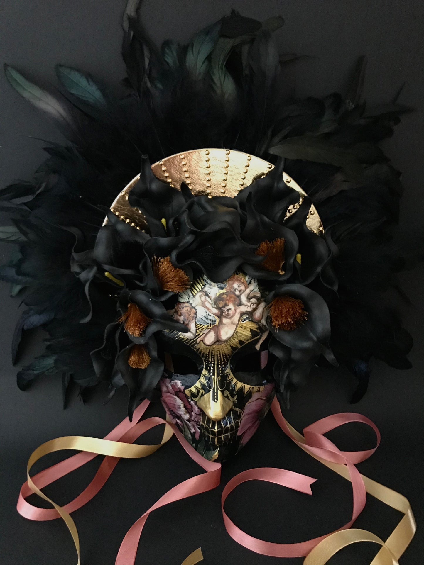 Catrina mask with black feathers