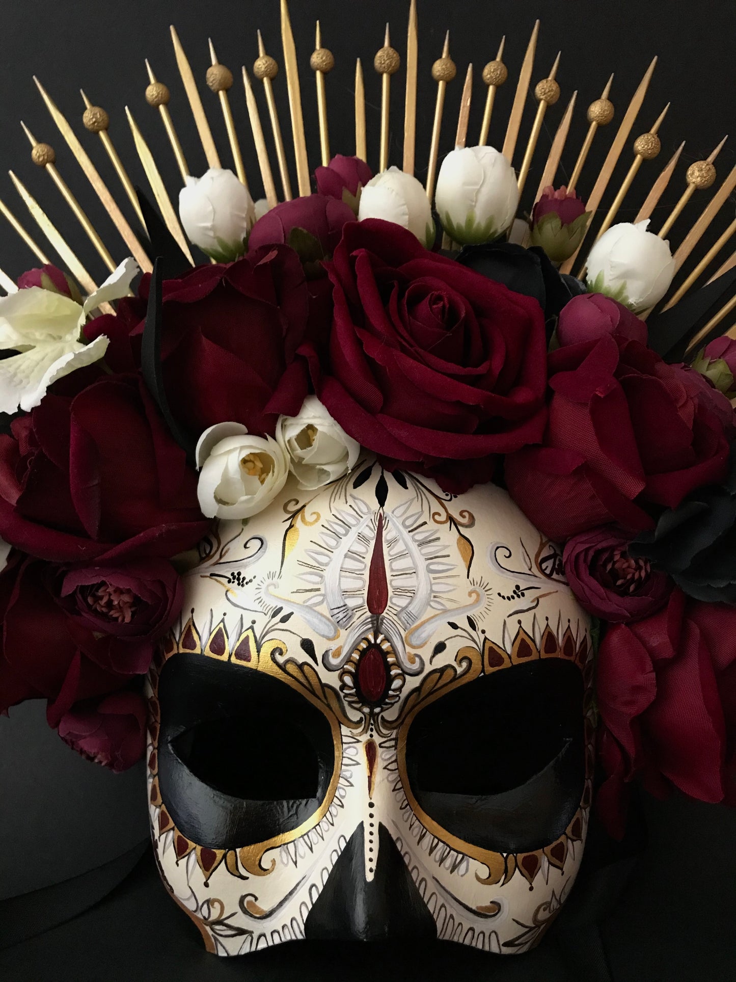 Half face Catrina mask with roses