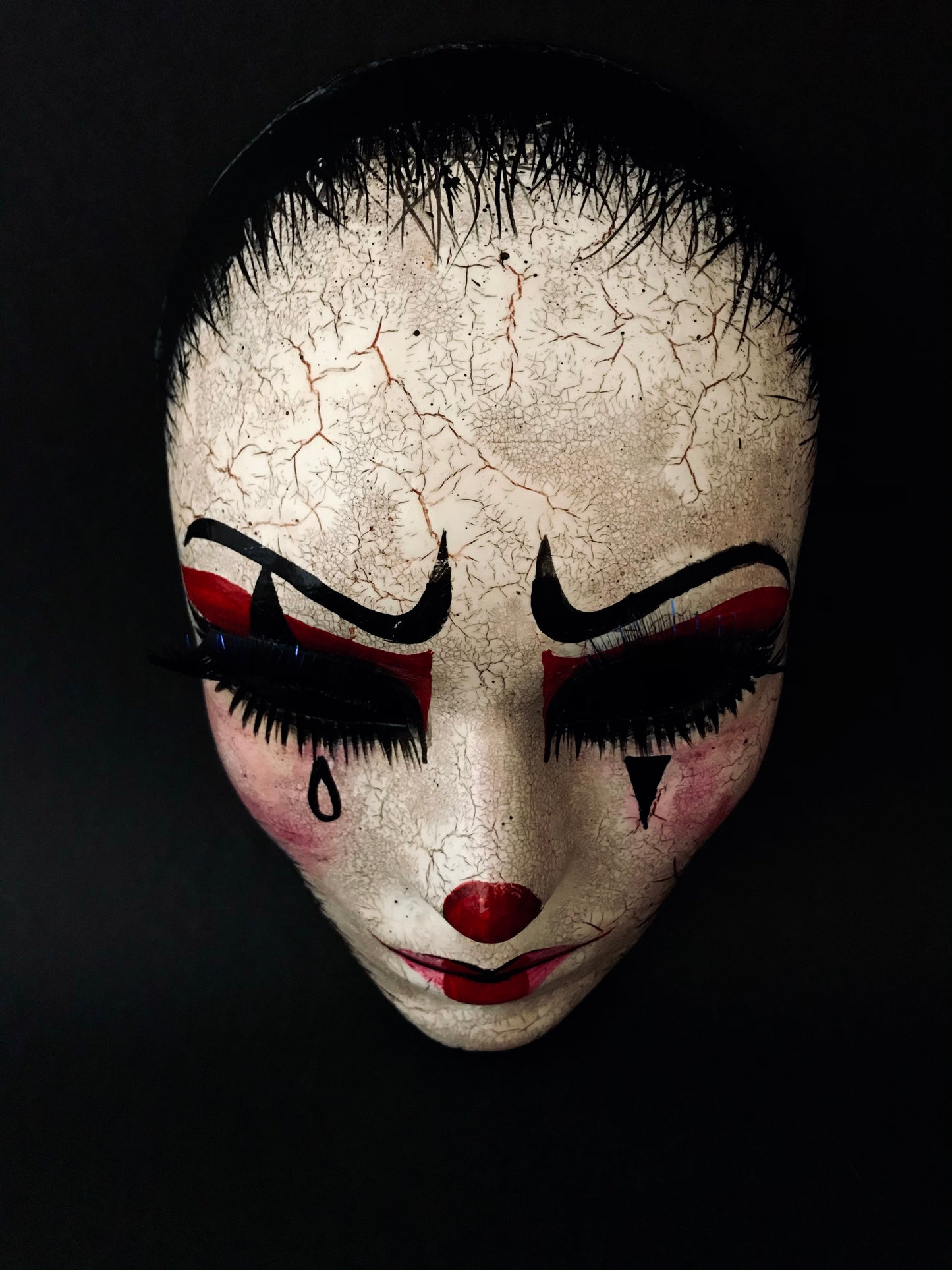 Pierrot mask with fake eyelashes