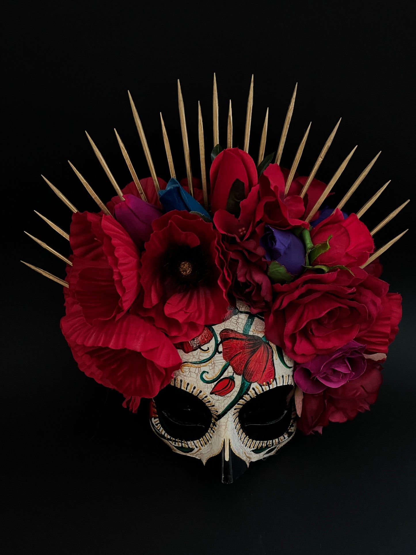 Catrina with red flowers