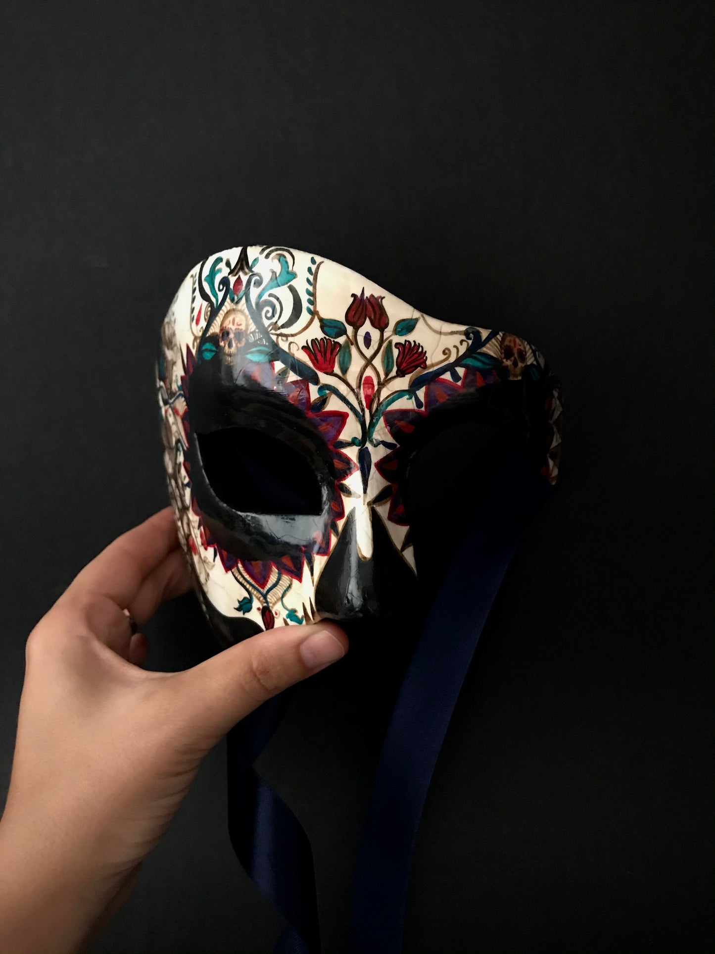 Day of the dead phantom mask