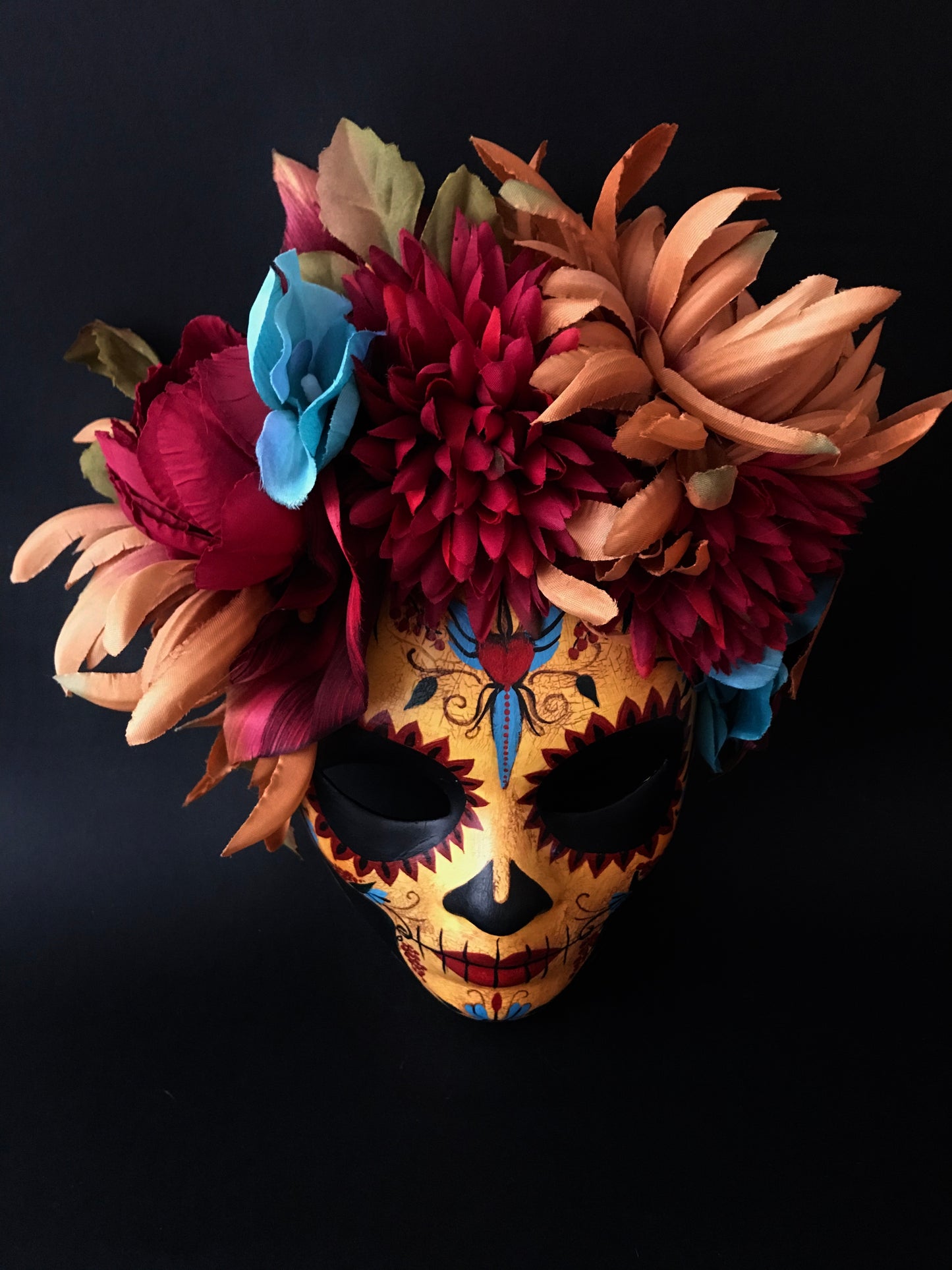 Catrina mask with flowers