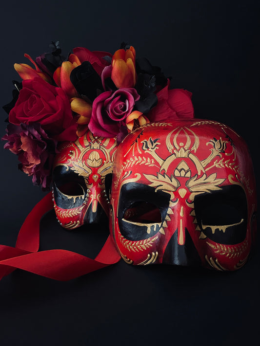 Red couple’s masks. Day of the dead couple