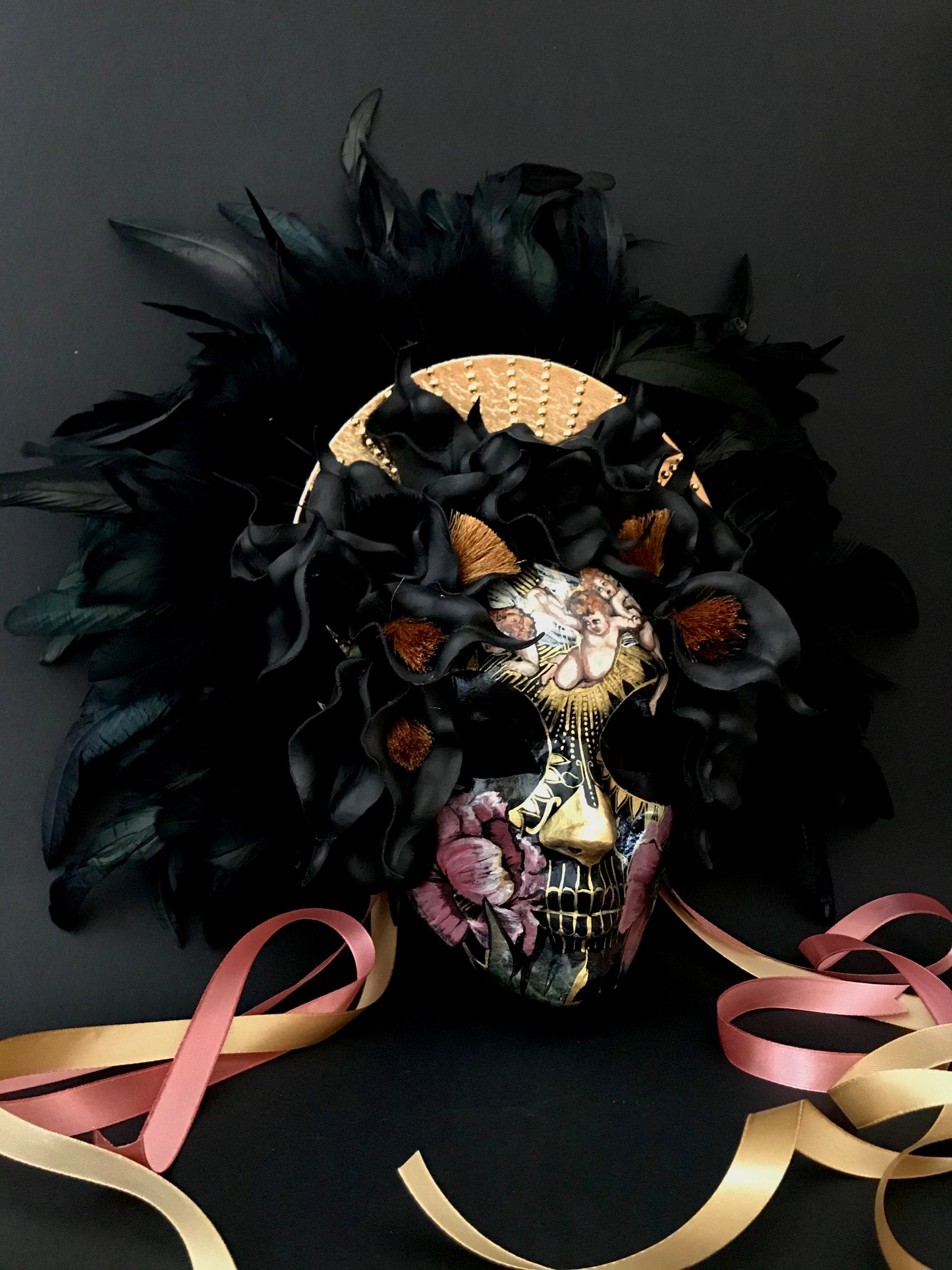 Catrina mask with black feathers