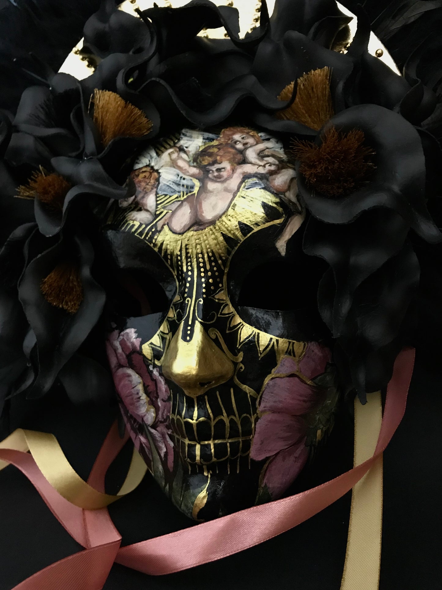 Catrina mask with black feathers