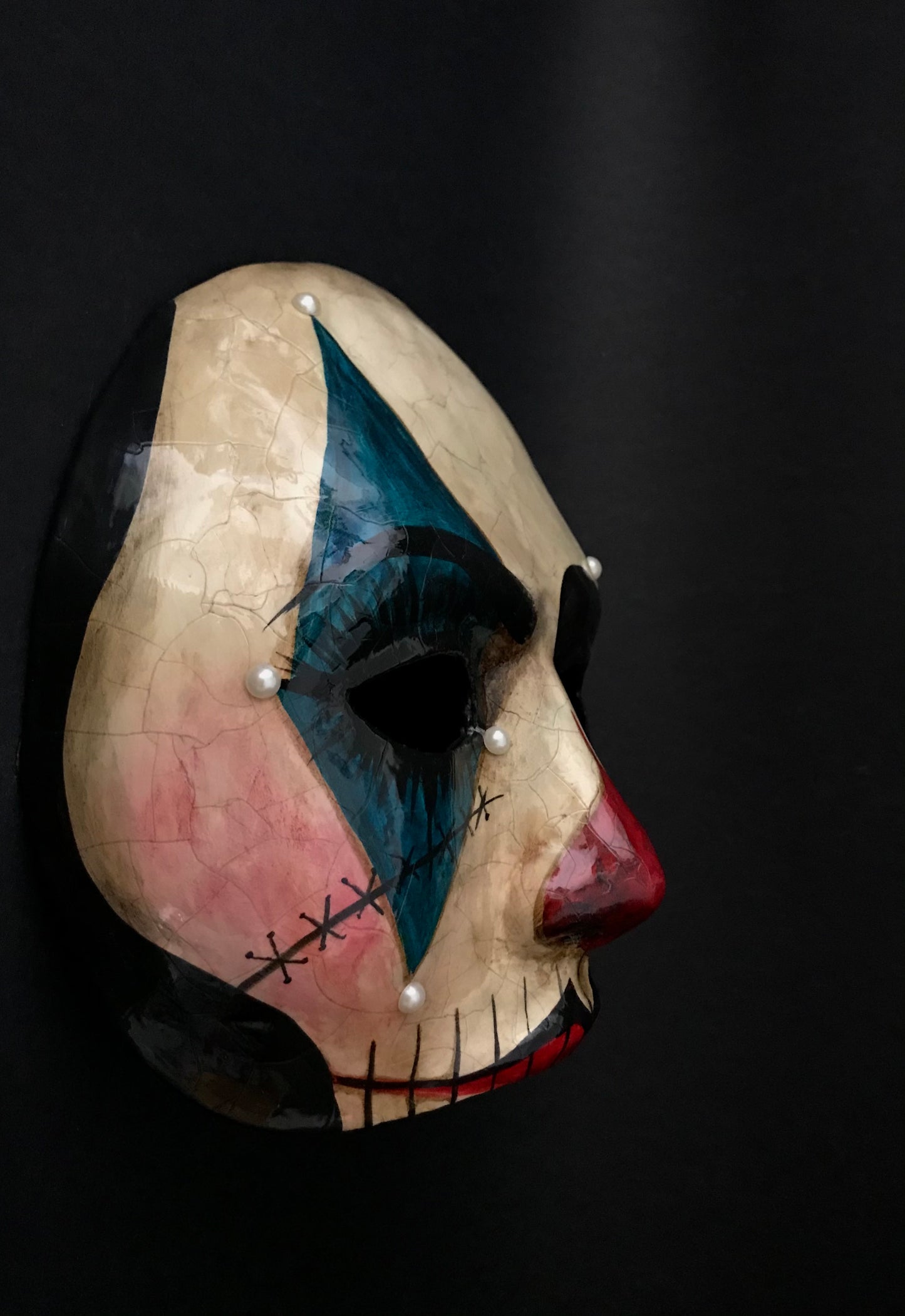 Female joker mask