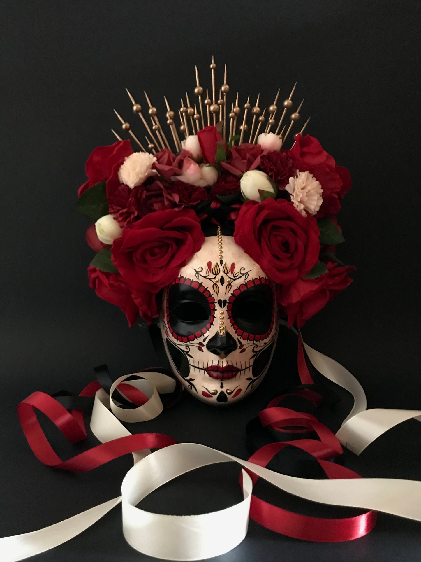 Catrina with red roses