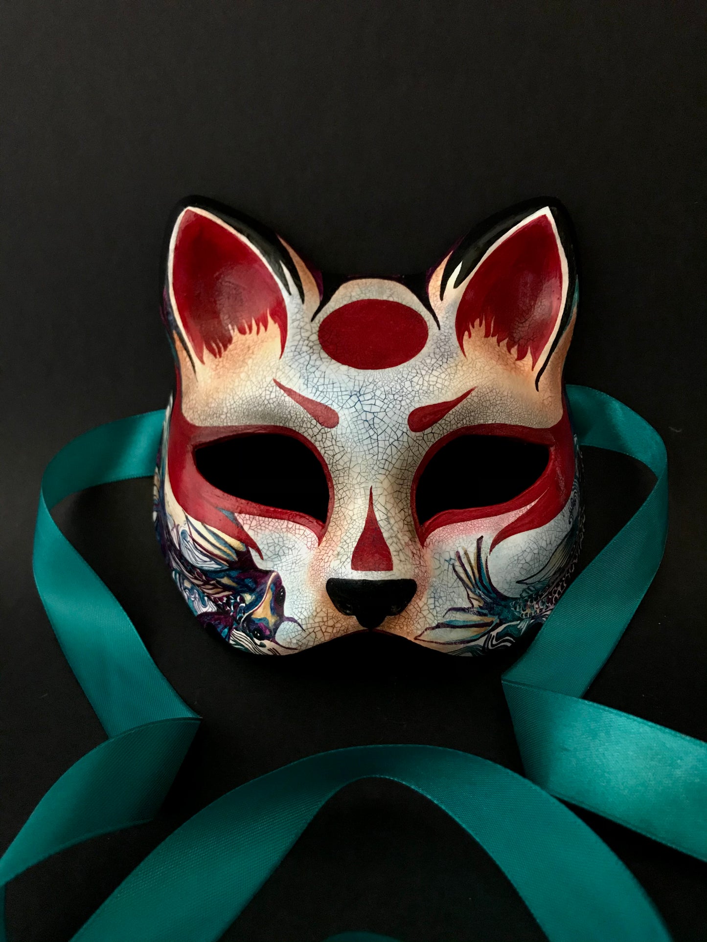 Kitsune mask with fish