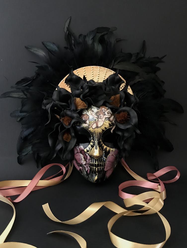 Catrina mask with black feathers