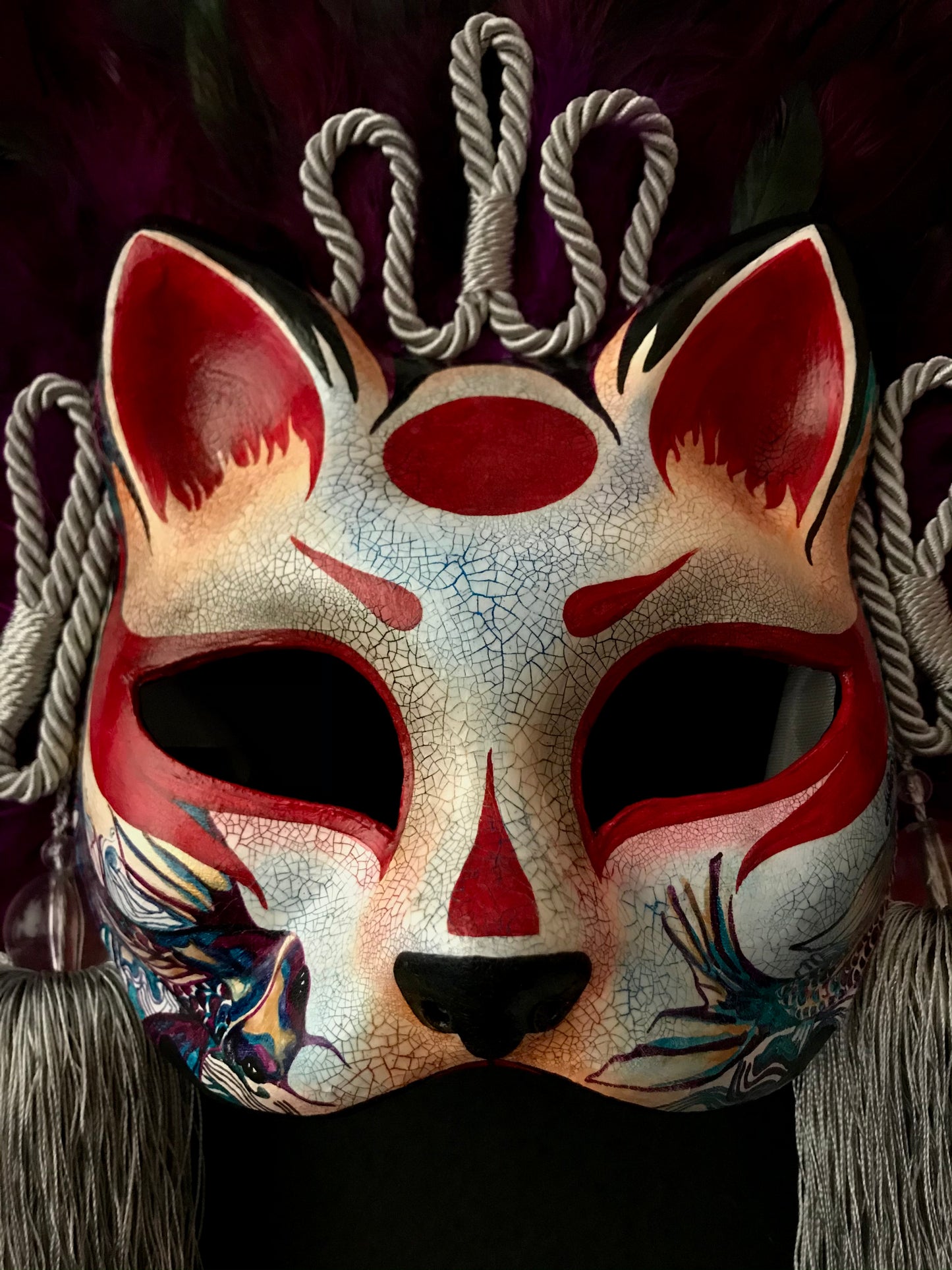 Kitsune mask with feathers