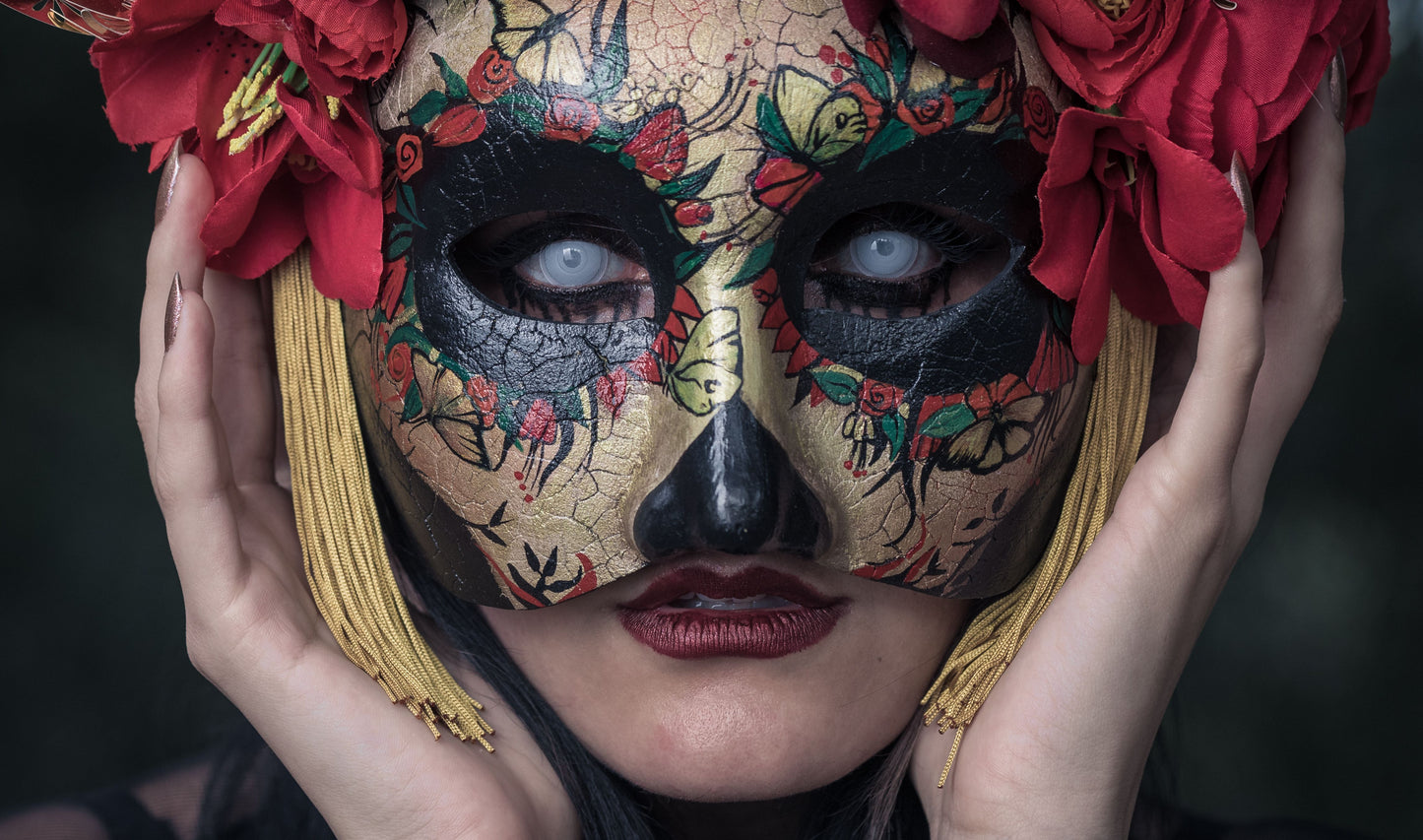 Red half face Catrina mask