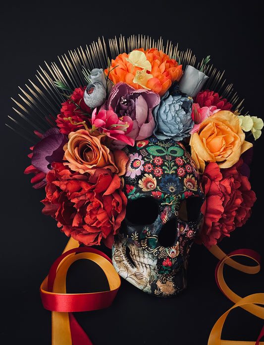 Santa Muerte mask. Skull mask with flowers