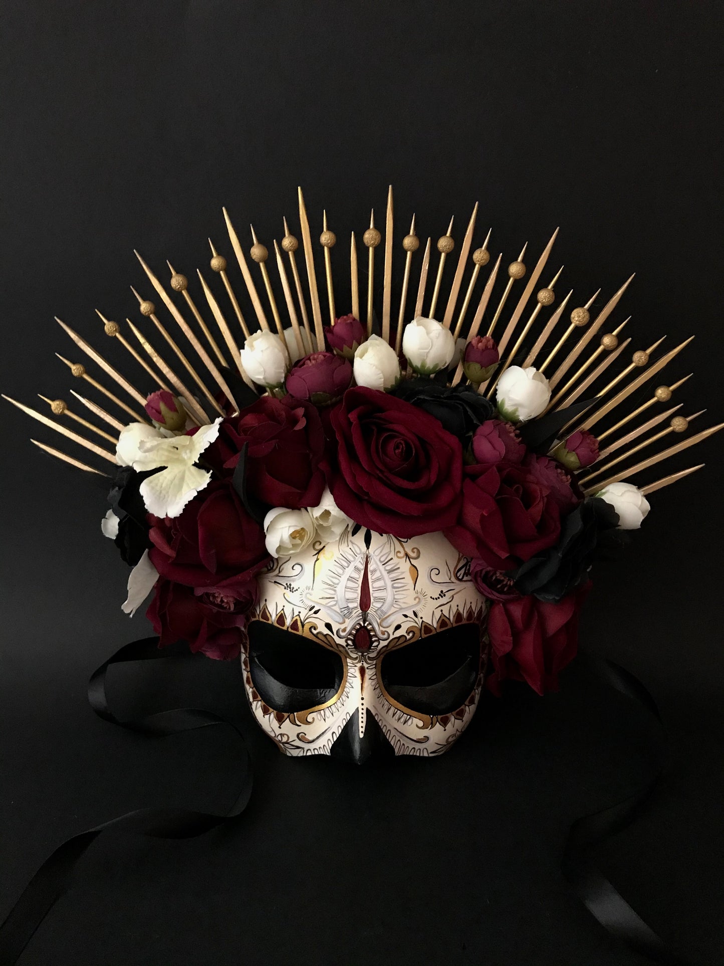 Half face Catrina mask with roses