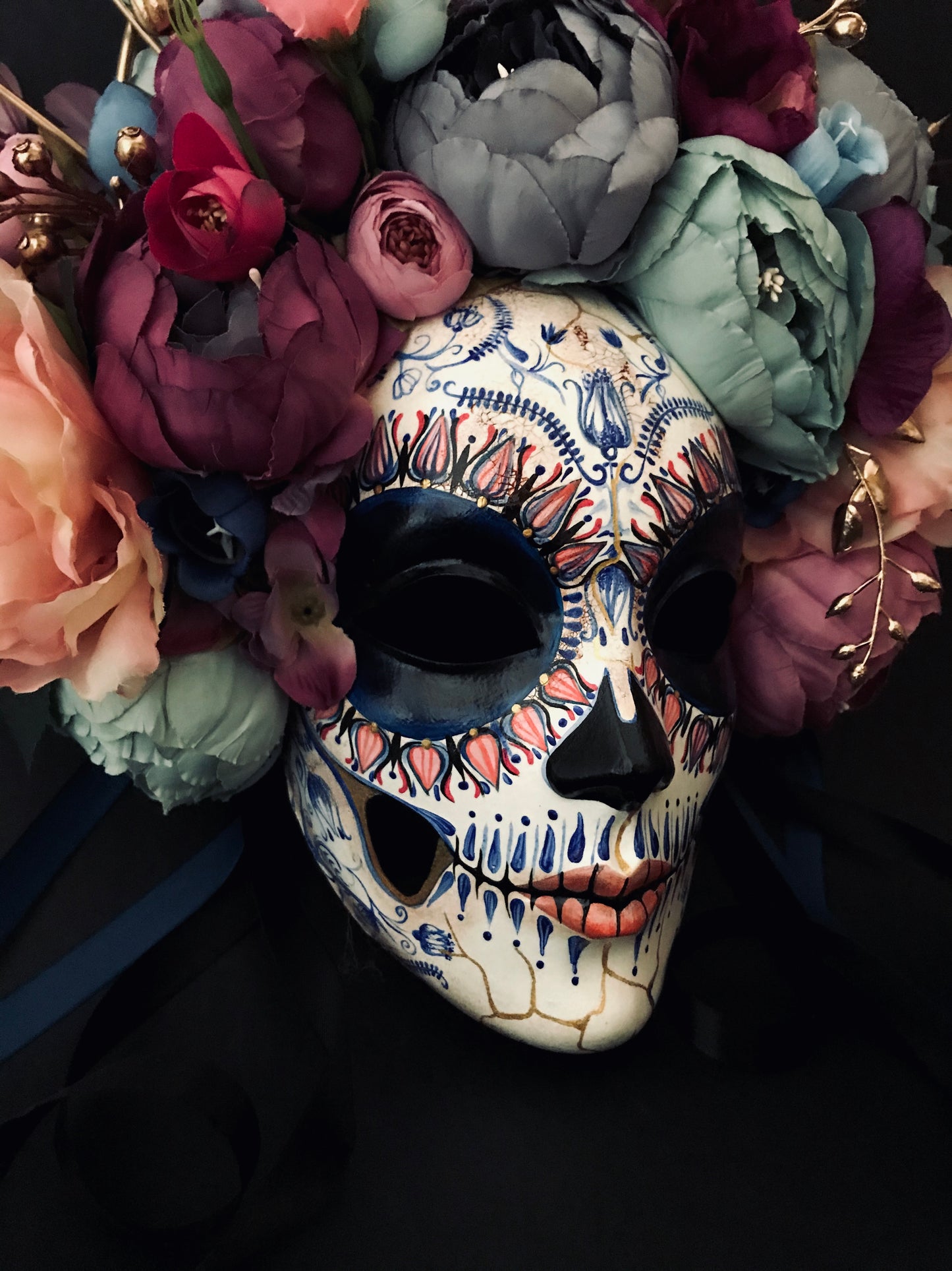 Catrina mask with peonies