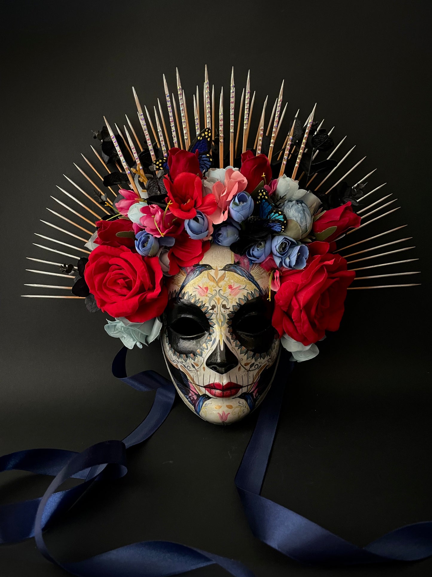 Catrina mask with hummingbirds