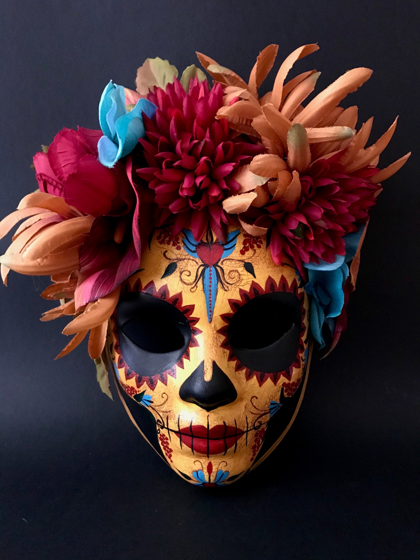 Catrina mask with flowers